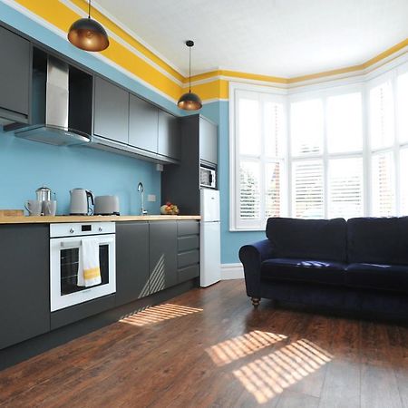 Beechurst Serviced Apartments Челтенхам Экстерьер фото