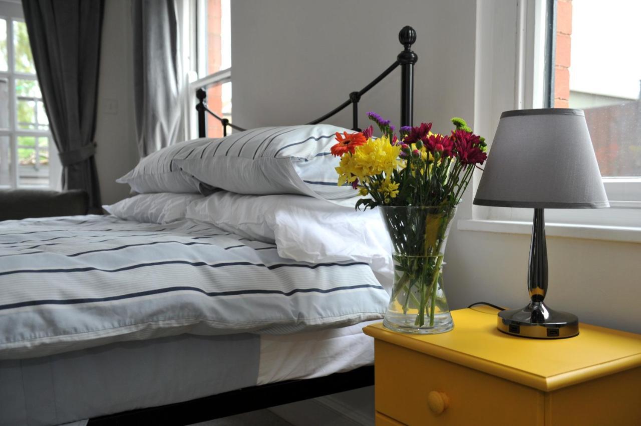 Beechurst Serviced Apartments Челтенхам Экстерьер фото