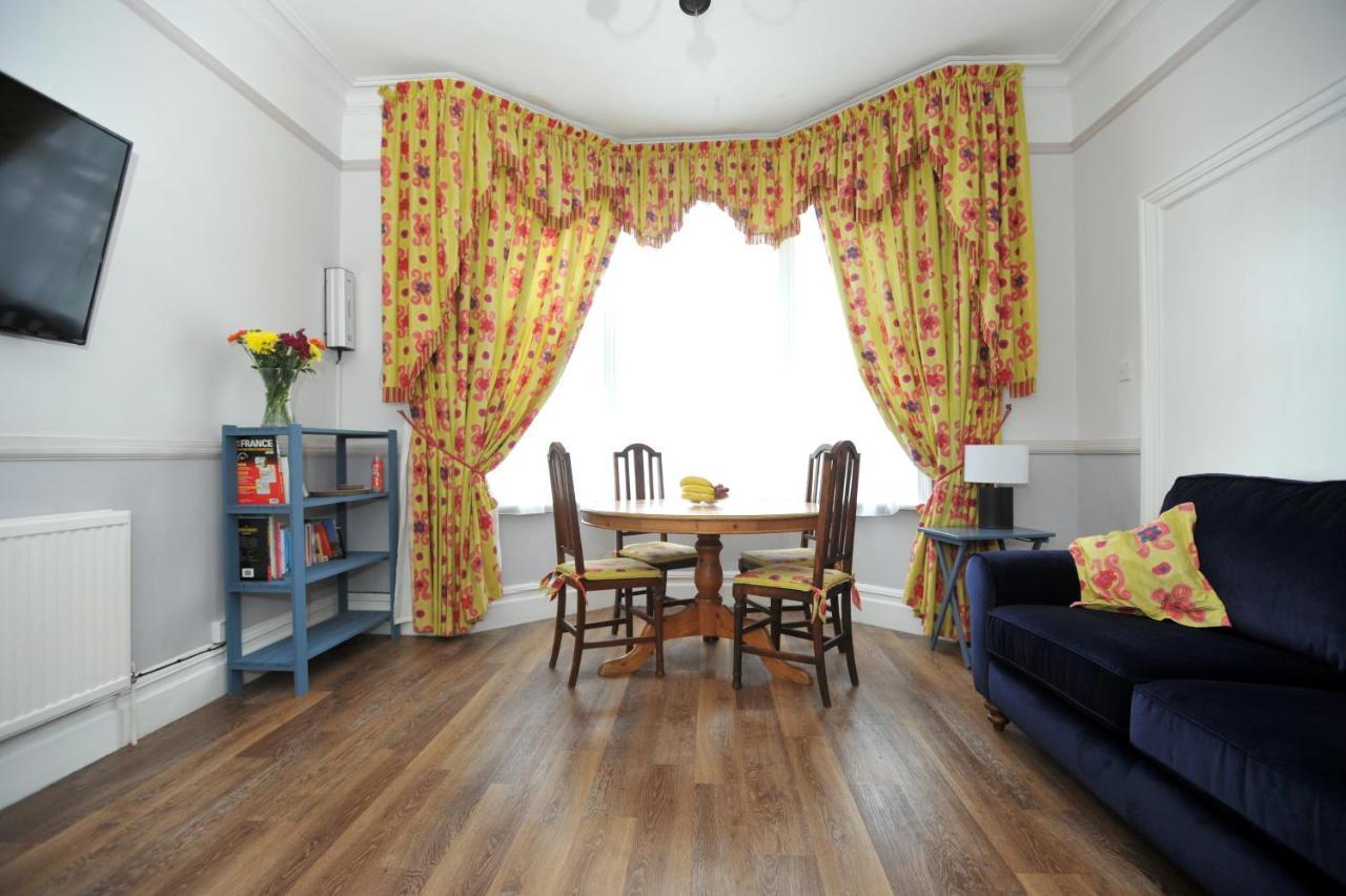 Beechurst Serviced Apartments Челтенхам Экстерьер фото