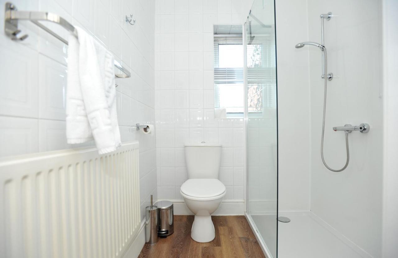 Beechurst Serviced Apartments Челтенхам Экстерьер фото